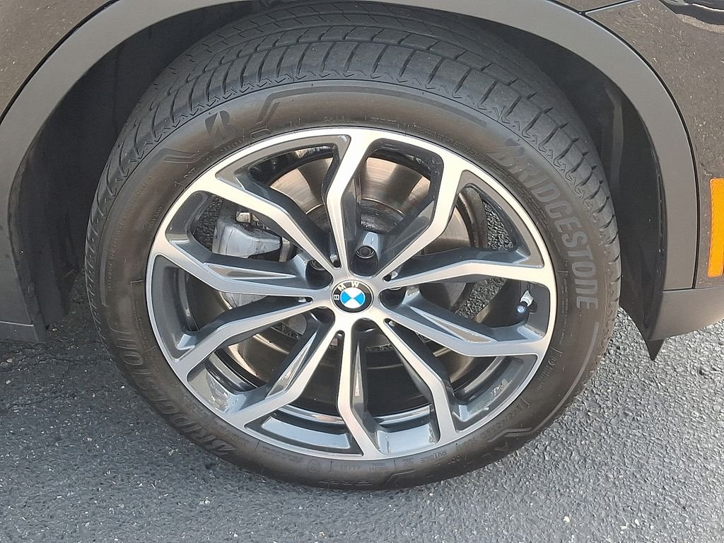 Certified Used 2023 Black Sapphire Metallic BMW xDrive30i image 8