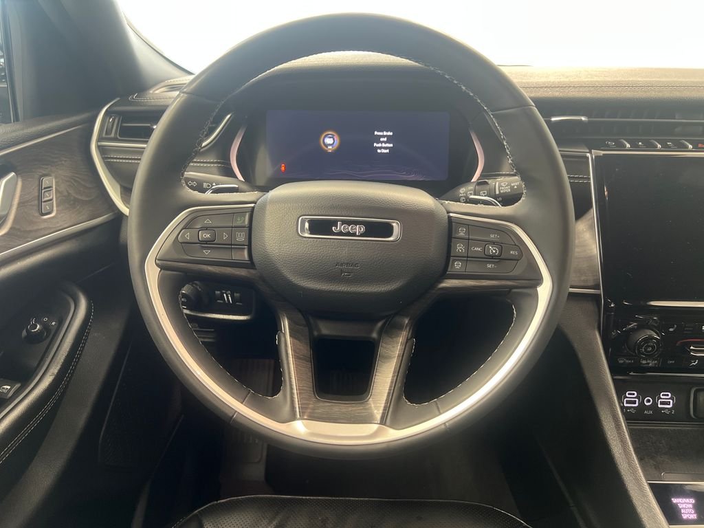 Used 2024 Silver Jeep Limited image 16