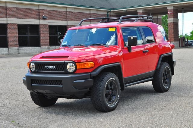 Used 2012 Red Toyota Base image 8