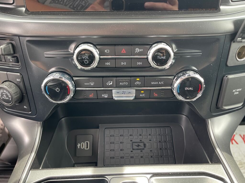 New 2026 Carbonized Gray Metallic Ford Tremor image 14