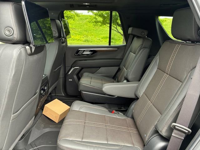 New 2026 Sterling Gray Metallic Chevrolet High Country image 17