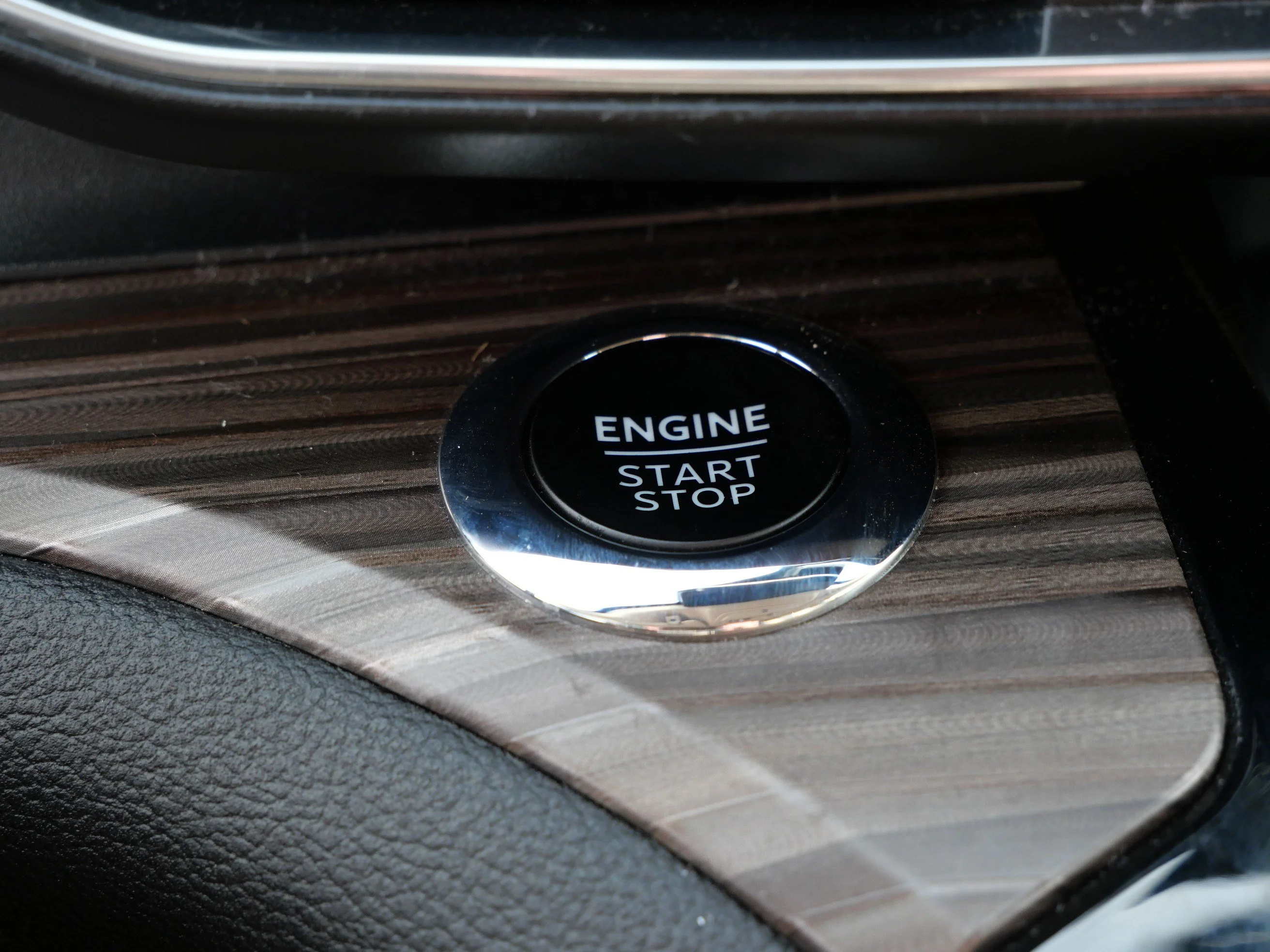 Used 2023 Agate Black Metallic Ford Limited image 26