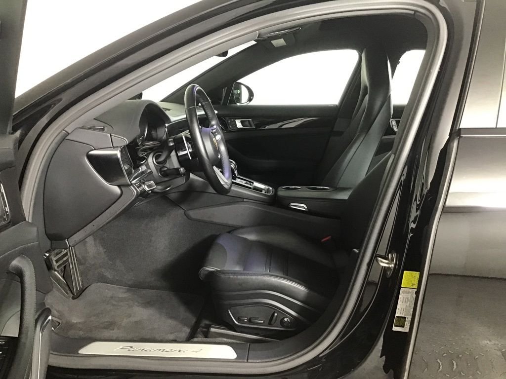 Certified Used 2023  Porsche 4 image 5