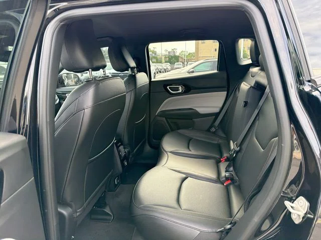 Used 2024 Black Jeep Limited image 20