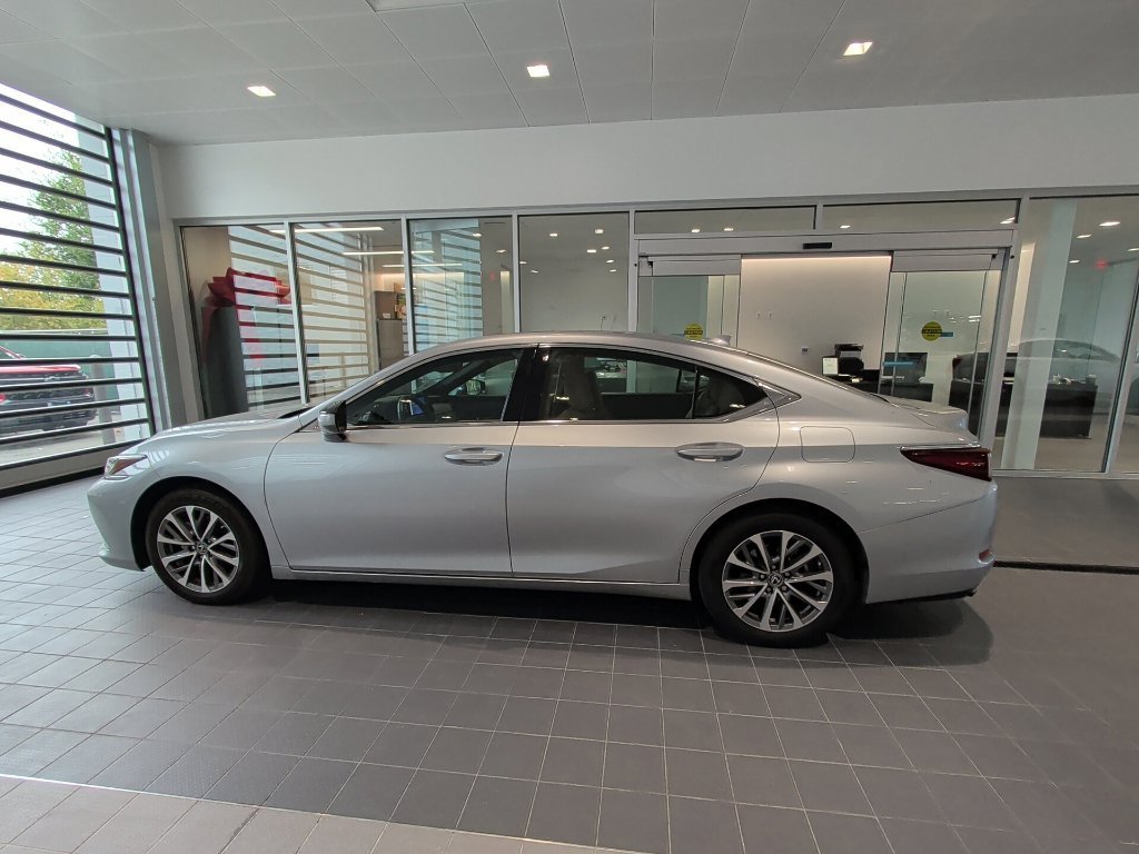 2023 Lexus ES 350 - Photo 6