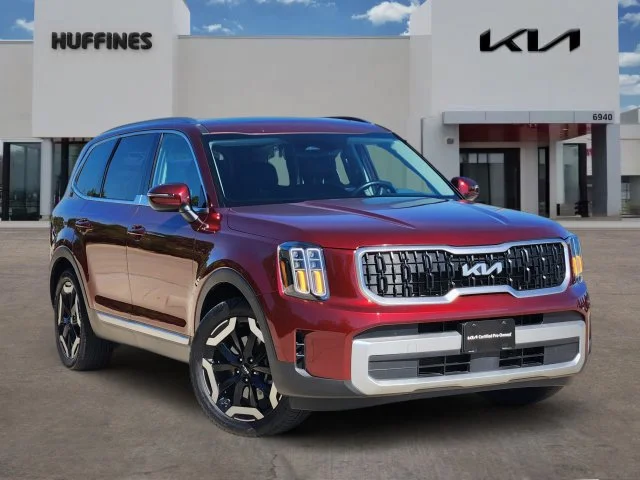 Used 2024 Red Kia EX image 1