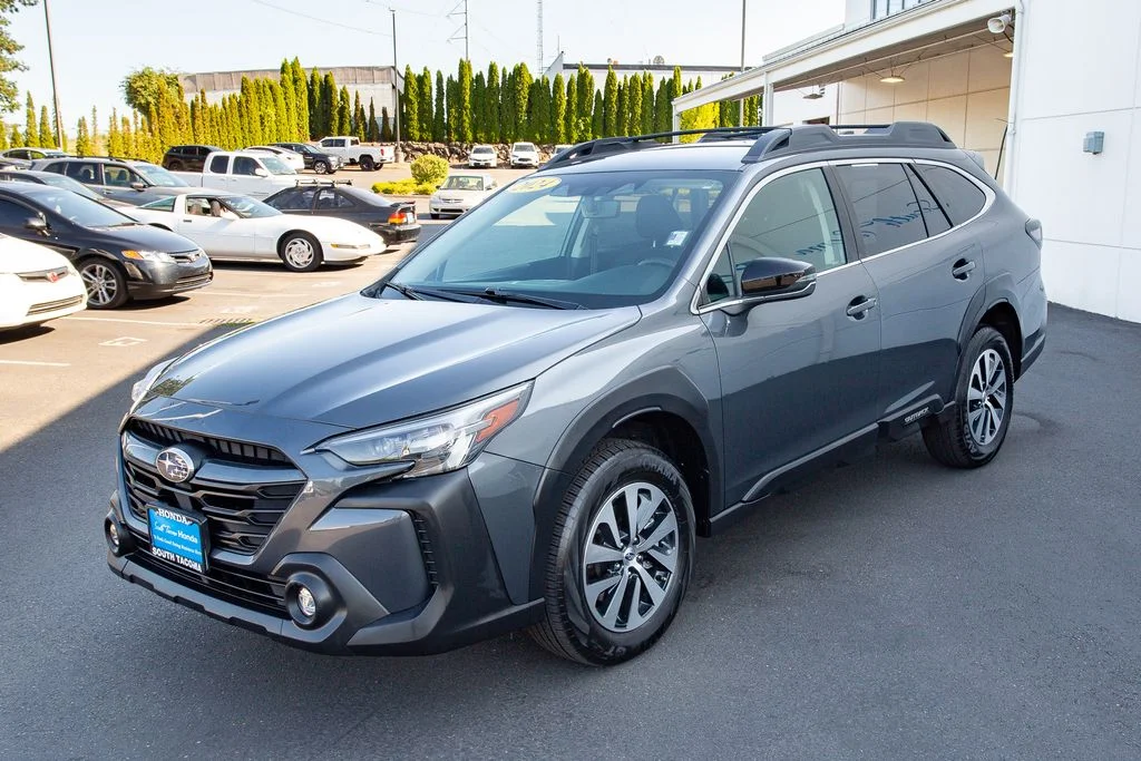 Used 2024 Gray Metallic Subaru Premium image 6