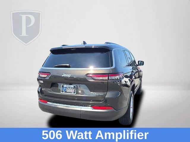 Used 2023  Jeep Limited image 7