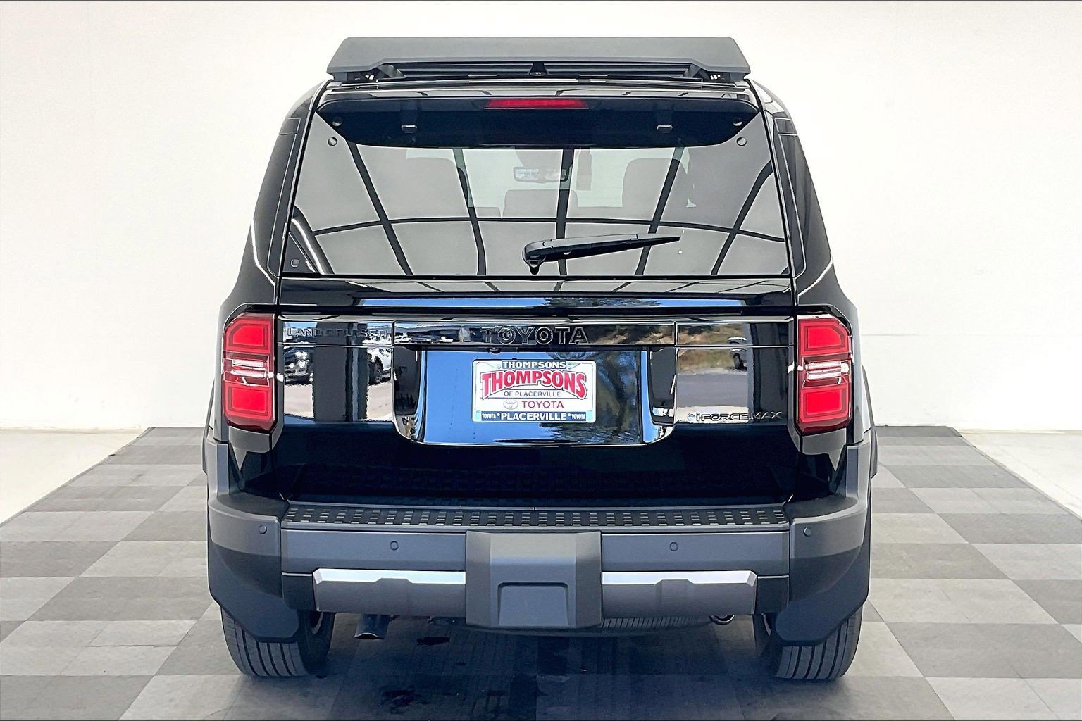 New 2027 Inked Toyota Land Cruiser image 3
