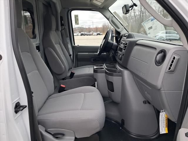 New 2025 Oxford White Ford E-350 SRW image 8