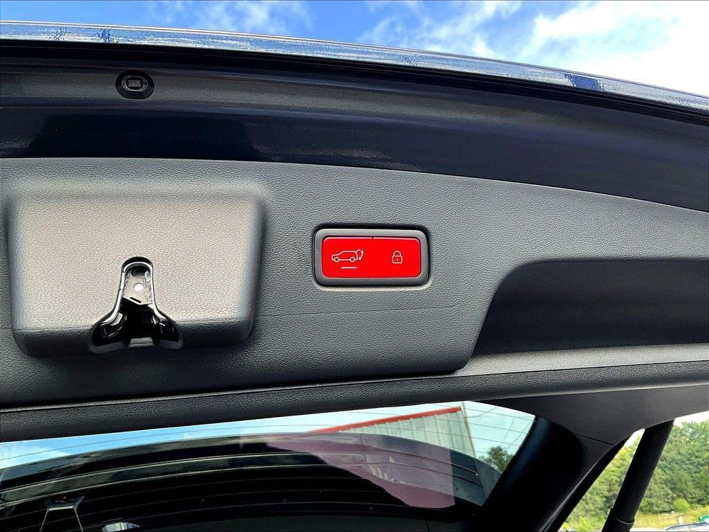 New 2027  Hyundai Calligraphy AWD image 16