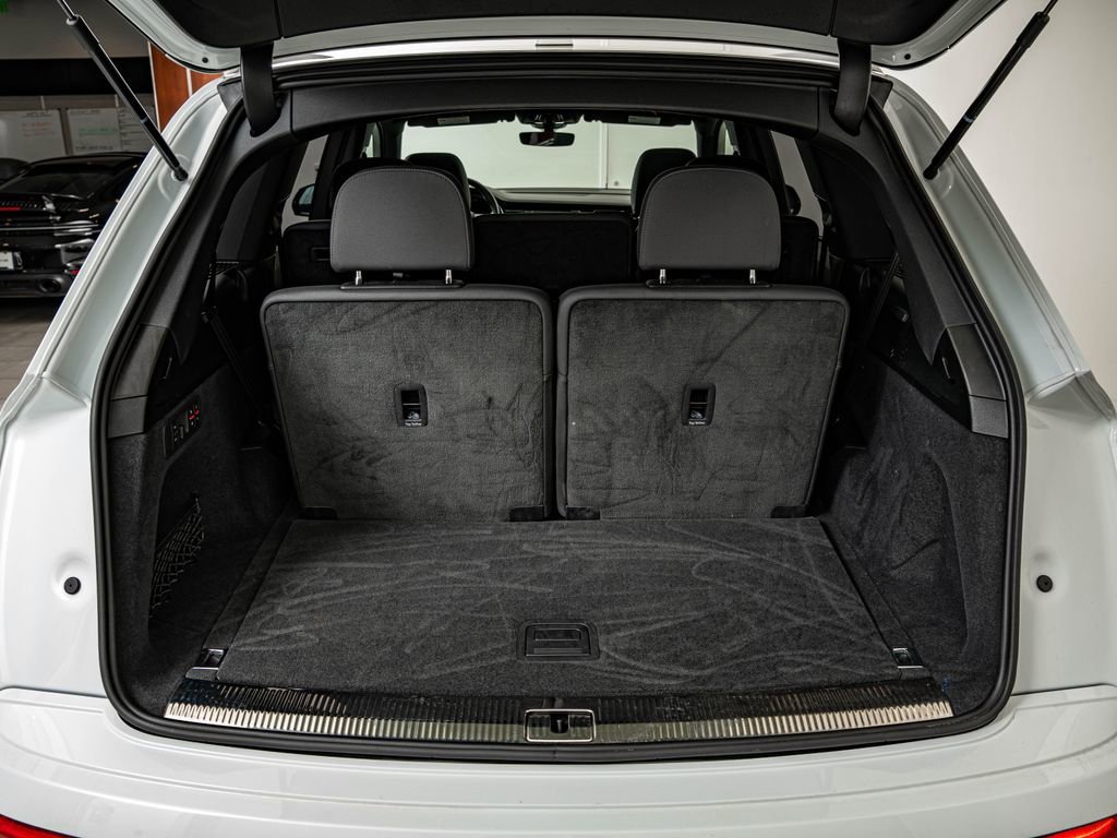 Used 2025 Glacier White Metallic Audi 55 Premium Plus image 38