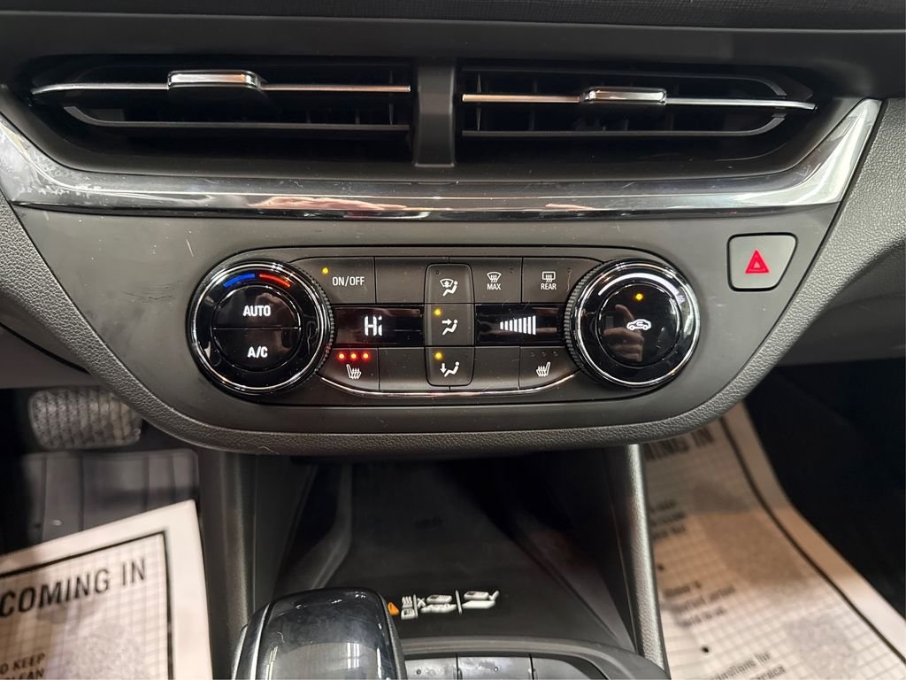 Used 2025 White Buick Preferred image 31