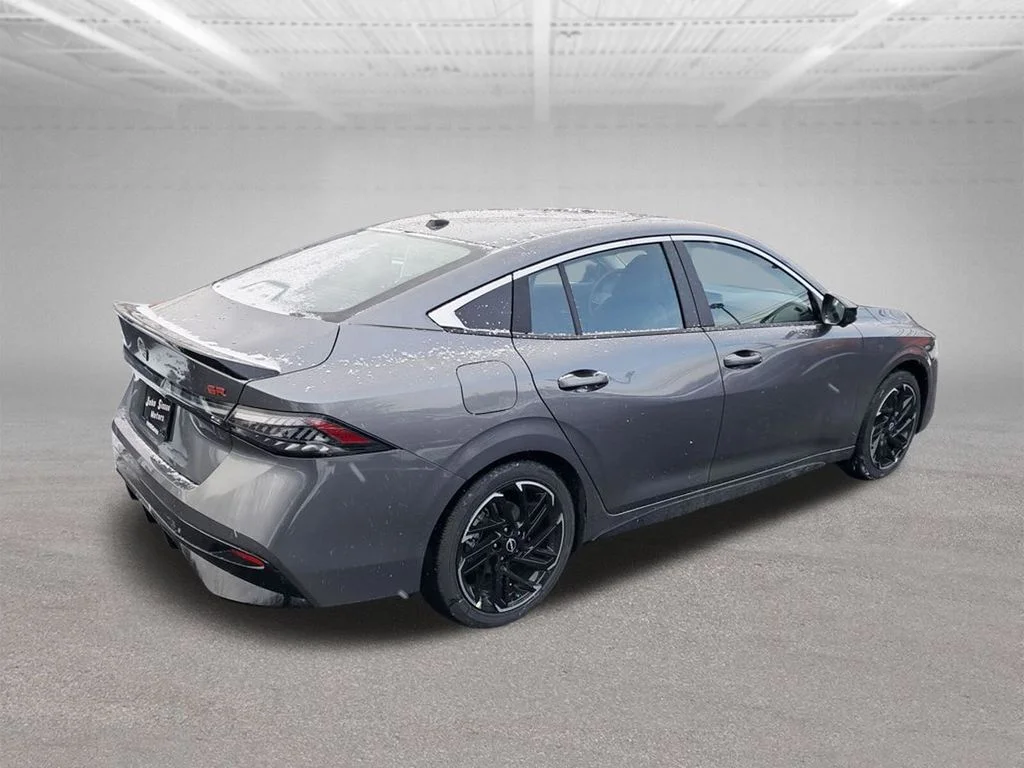 New 2026 Gray Nissan SR image 5