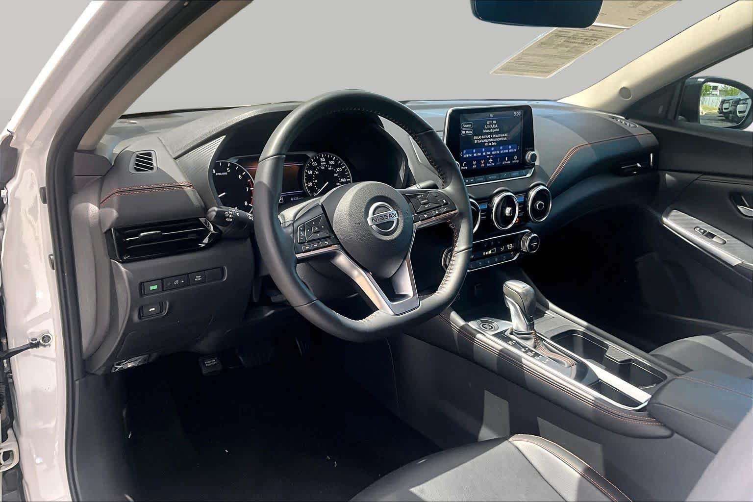 Used 2023 Aspen White Tricoat Nissan SR image 18