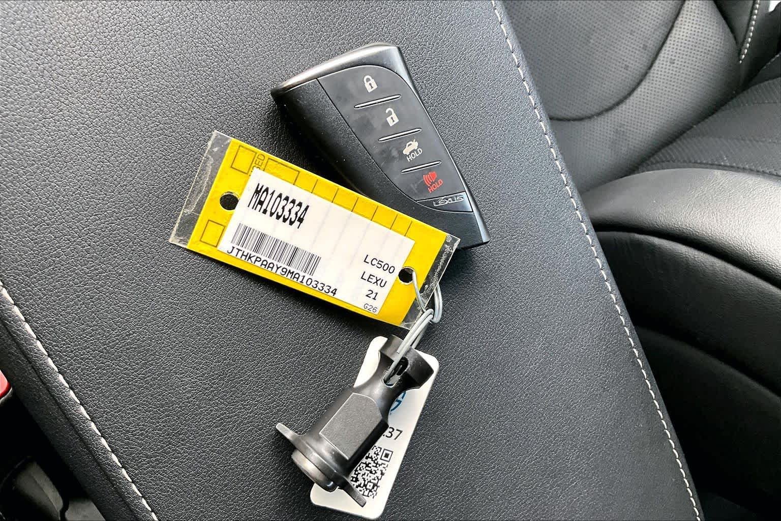 Used 2021 Obsidian Lexus  image 15