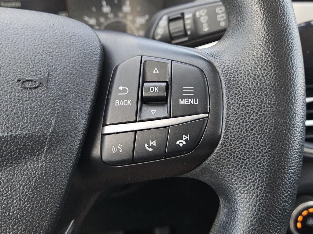 Used 2022 Gray Ford SE image 18