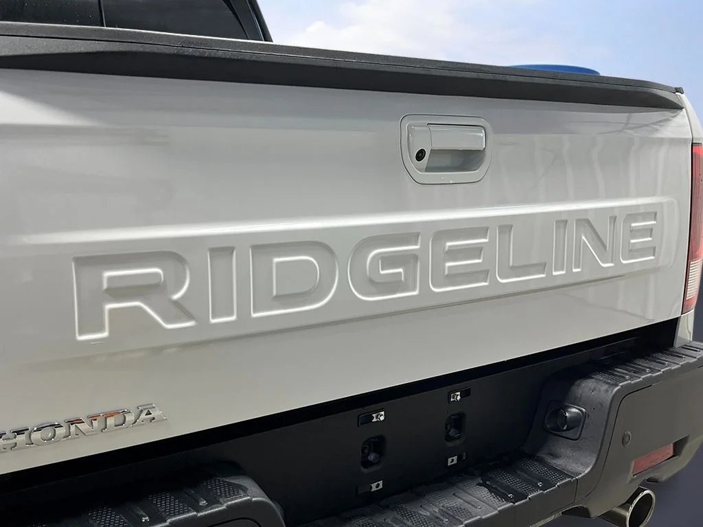 New 2026 Platinum White Honda Black Edition image 6