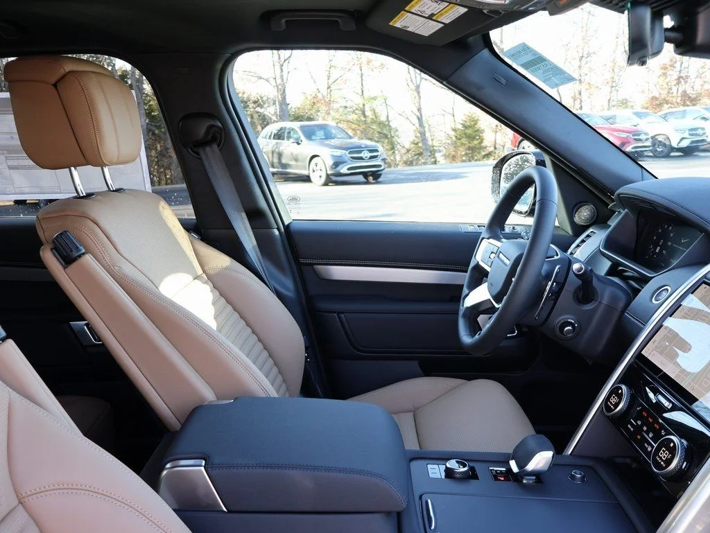 Certified Used 2026 Carpathian Gray Premium Metallic Land Rover Gemini Edition image 9