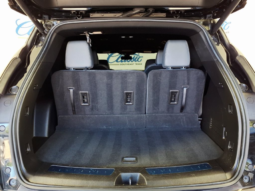 Used 2024 Ebony Twilight Metallic Buick Essence image 10