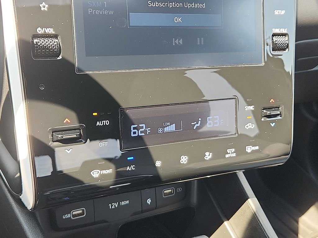 Used 2022 Sage Hyundai SEL Premium image 16