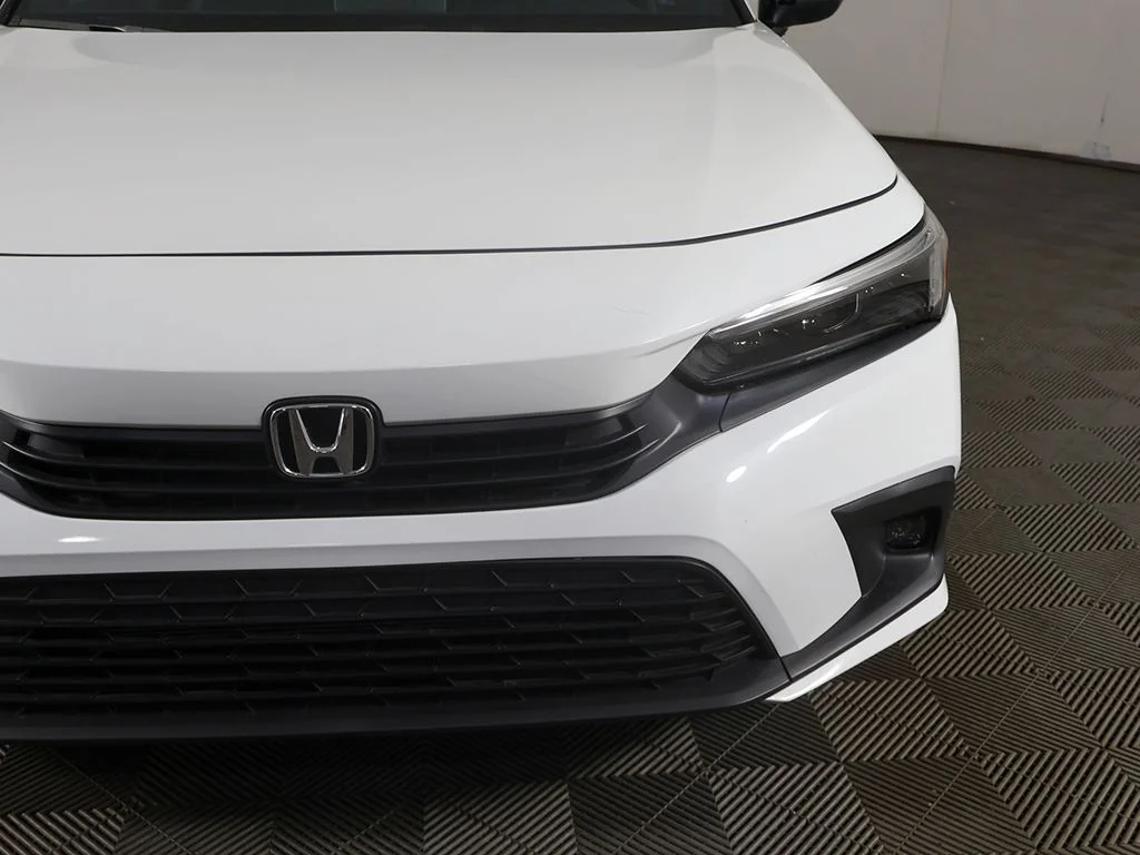 Used 2025 White Honda Sport image 14