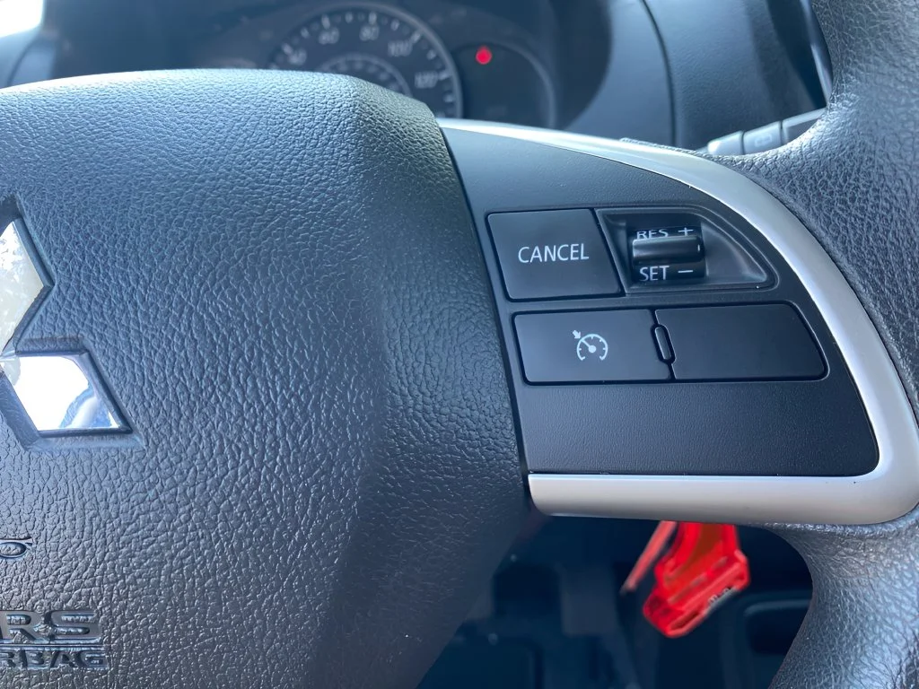 Used 2024 Blue Mitsubishi ES image 16