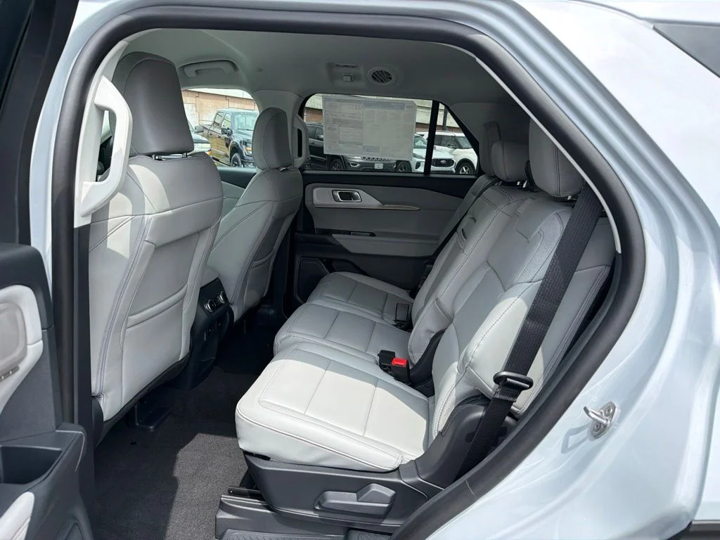 New 2026 Space White Metallic Ford Active image 24
