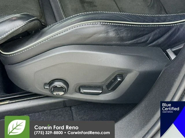 Used 2019 Ice White Volvo T5 R-Design image 24