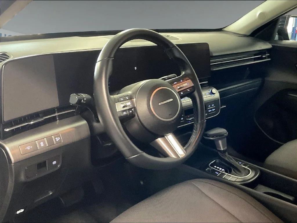 Used 2024 Blue Hyundai SEL image 8