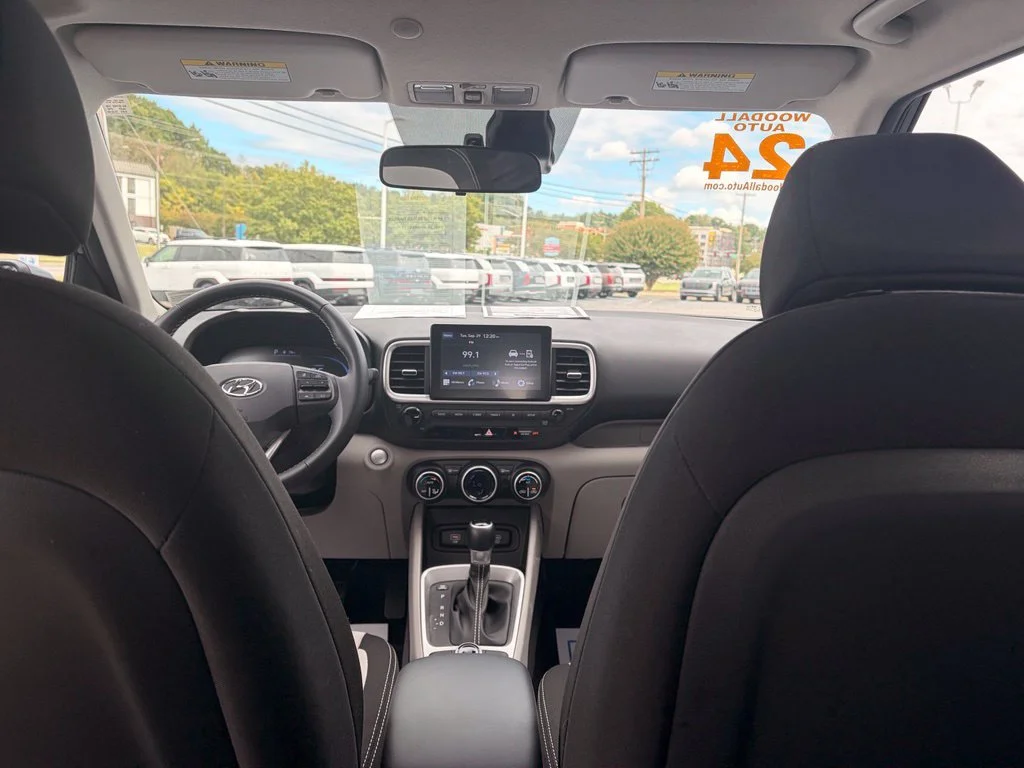 Used 2024 Onyx Black Hyundai SEL image 19