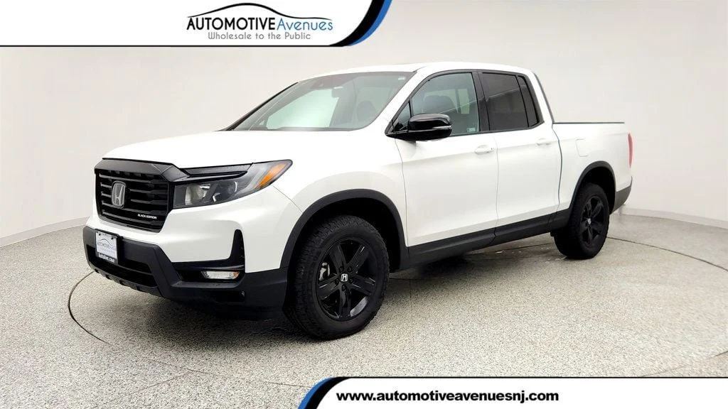 2023 Honda Ridgeline Black Edition's photo