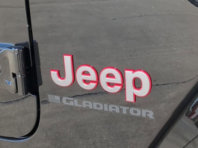 New 2026 Black Clear-Coat Exterior Paint Jeep Rubicon X image 13
