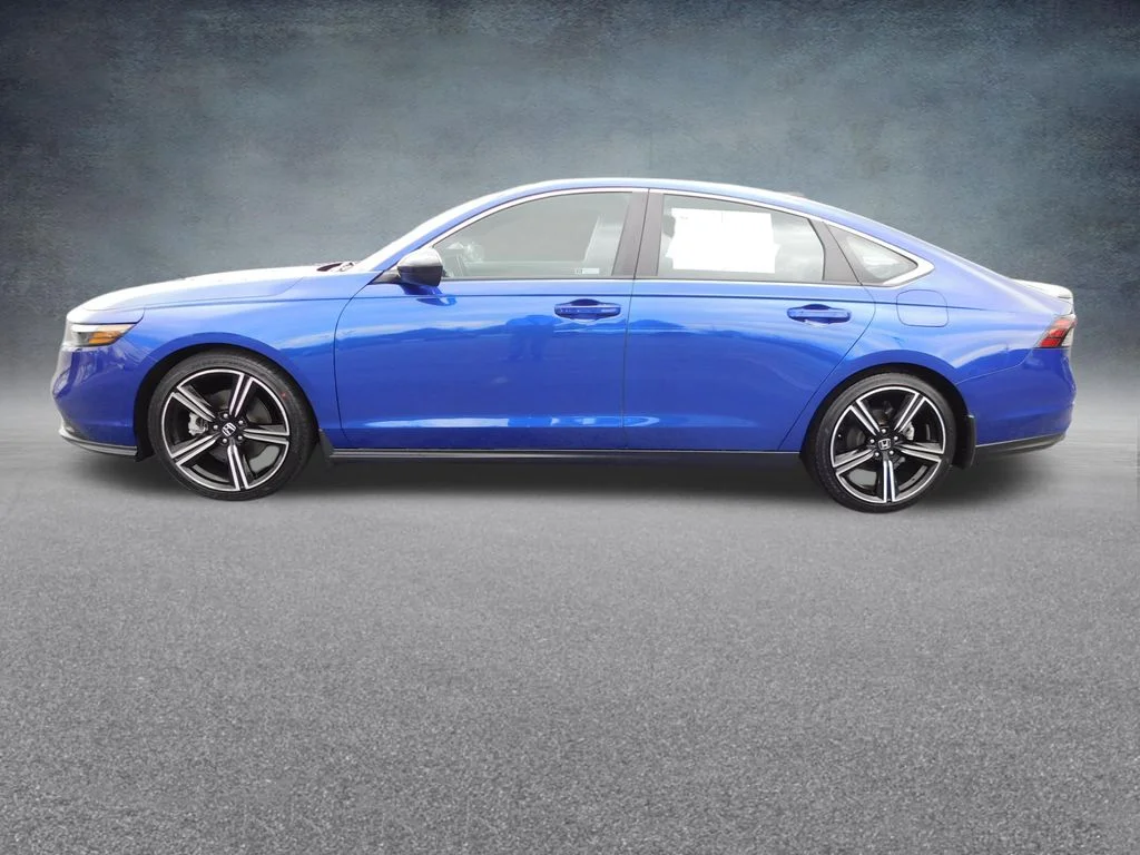 Used 2025 Blue Honda Sport image 6