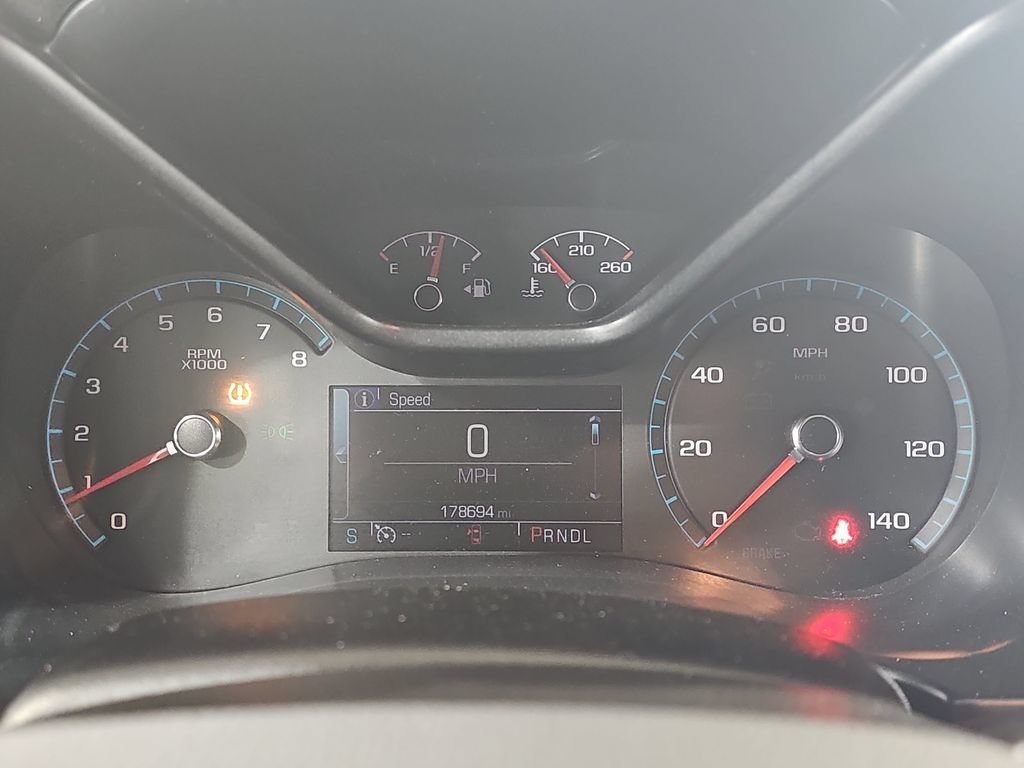 Used 2018 CENTENNIAL BLUE METALLIC Chevrolet 4WD Z71 image 30