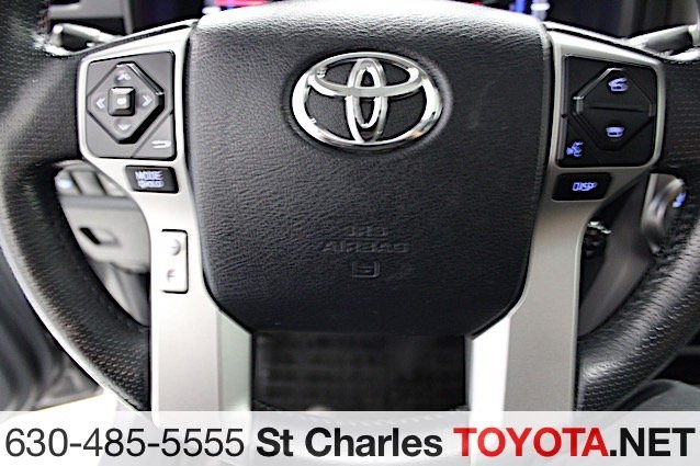 Used 2015 Gray Toyota SR5 image 10