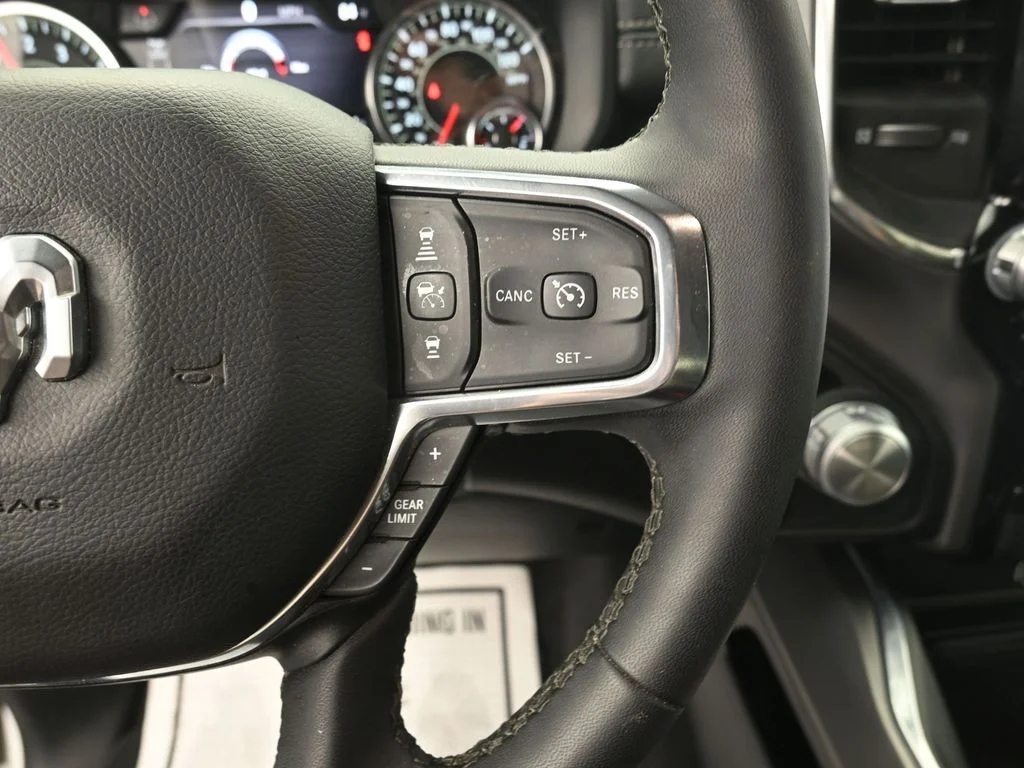 2025 RAM Ram 1500 Pickup Laramie - Photo 19