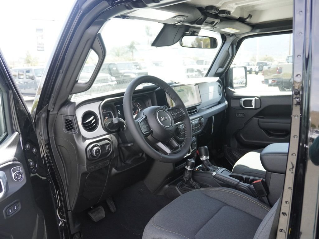 New 2026 Black Clear-Coat Exterior Paint Jeep Sport S image 19