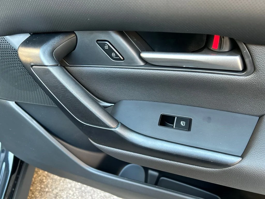 New 2026 Jet Black Mica Mazda 2.5 S Preferred image 32