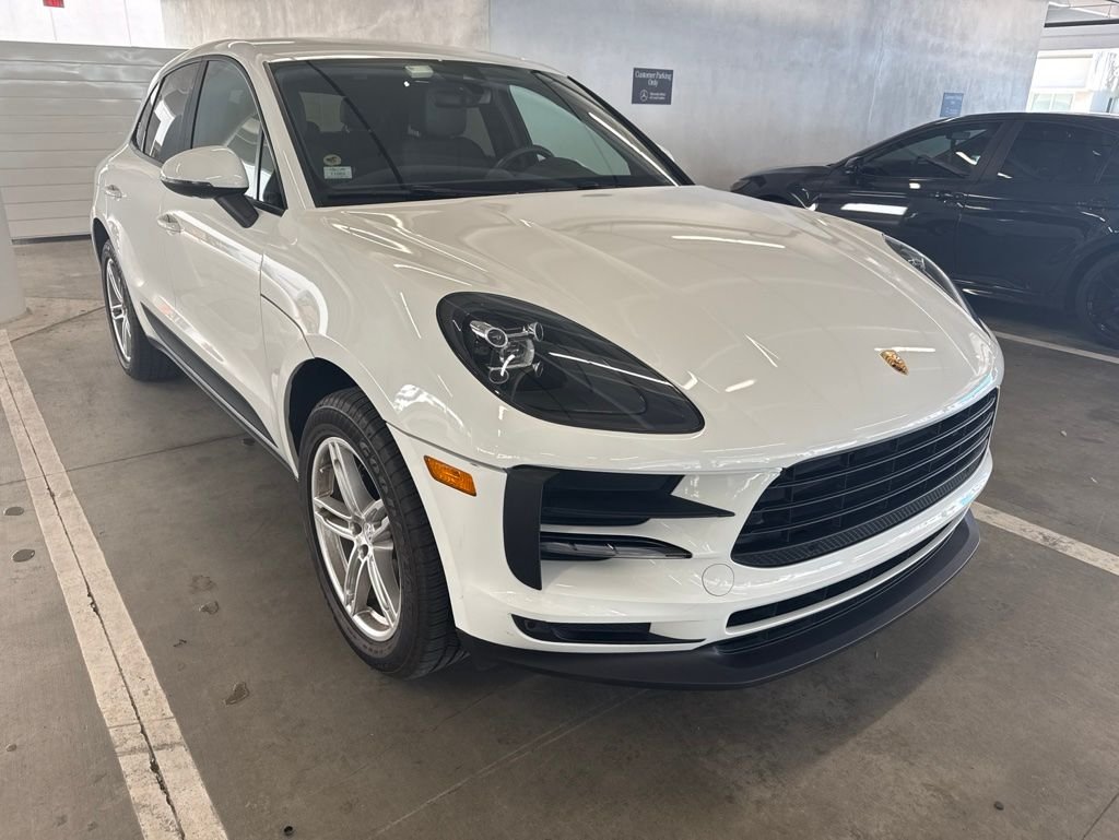 2020 Porsche Macan -'s photo