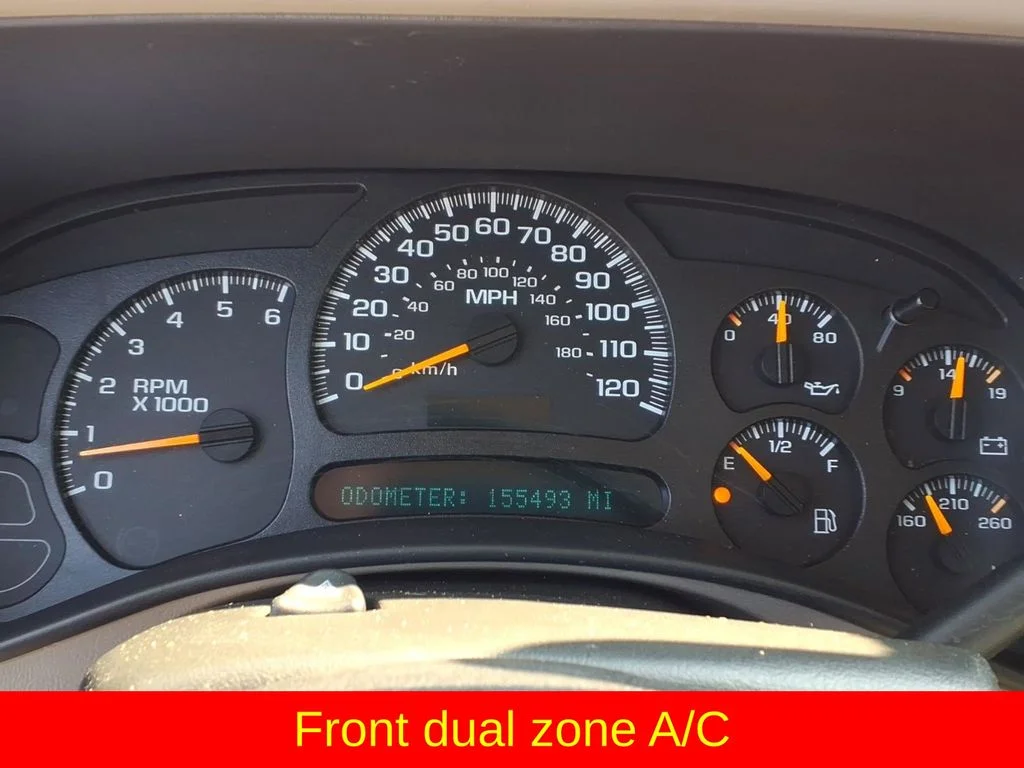 Used 2005 Silver GMC SLT image 17