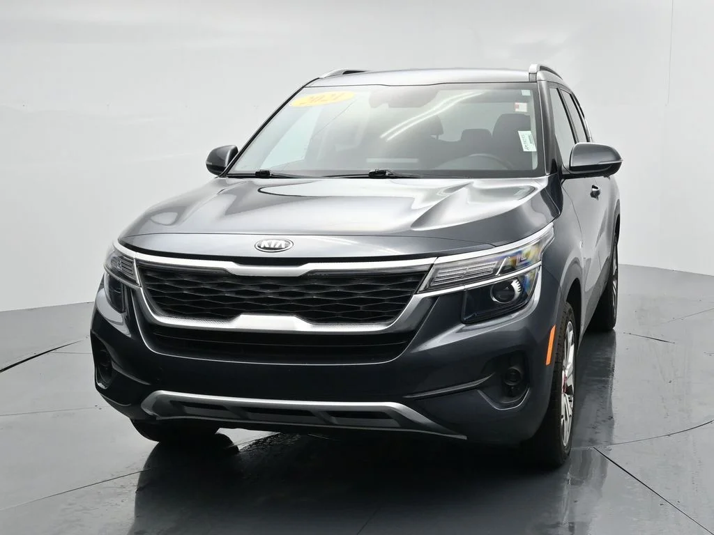Used 2021 Gray Kia S image 3