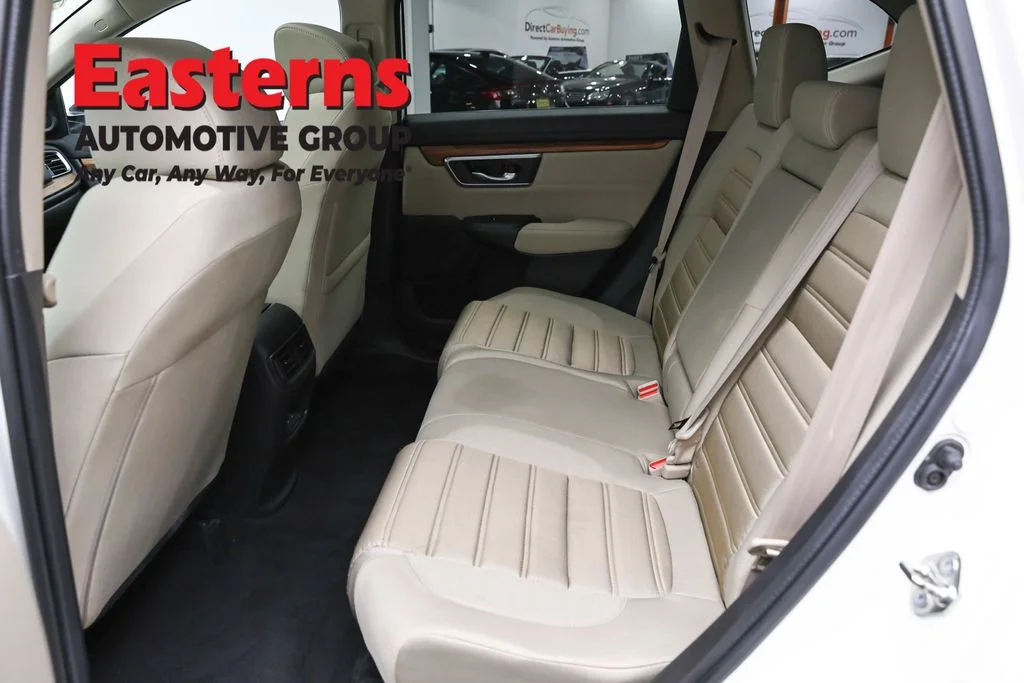 Used 2018 White Honda EX image 20