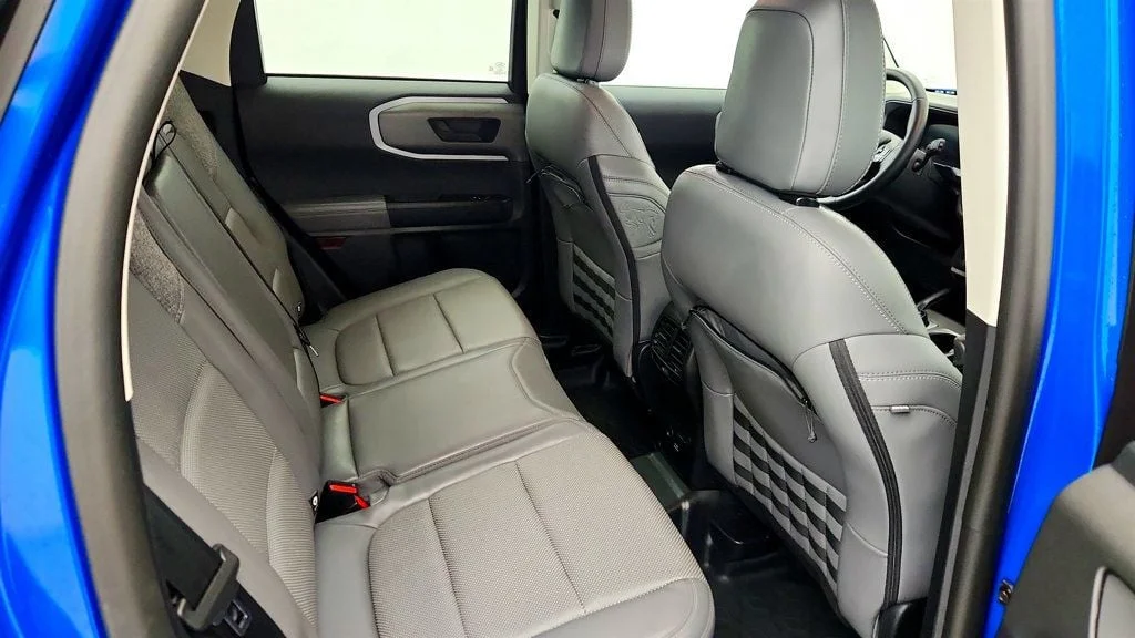 Used 2025 Velocity Blue Metallic Ford Badlands 4x4 image 22