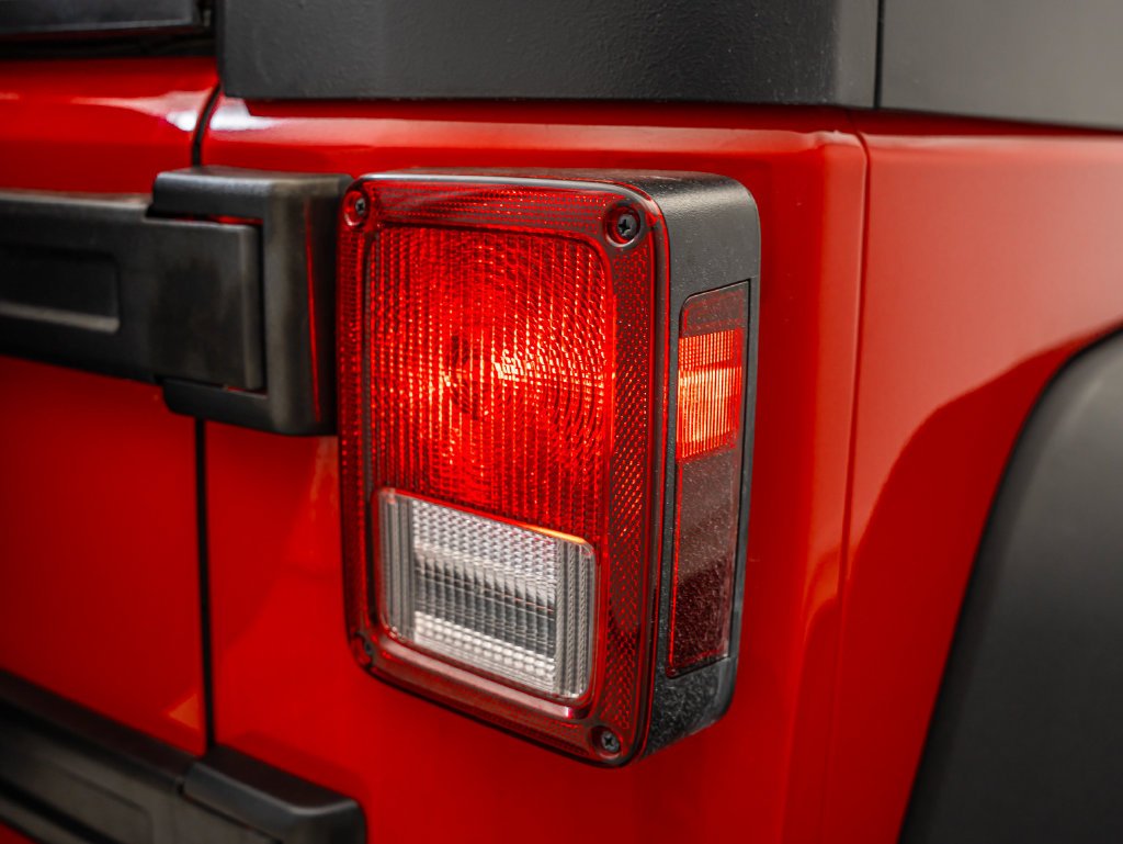 Used 2008 Flame Red Clearcoat Jeep Rubicon image 9