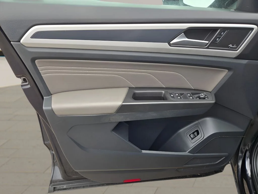 2022 Volkswagen Atlas SEL Premium R-Line - Photo 24