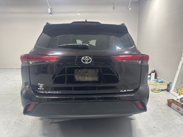 Used 2021 Brown Toyota XLE image 7
