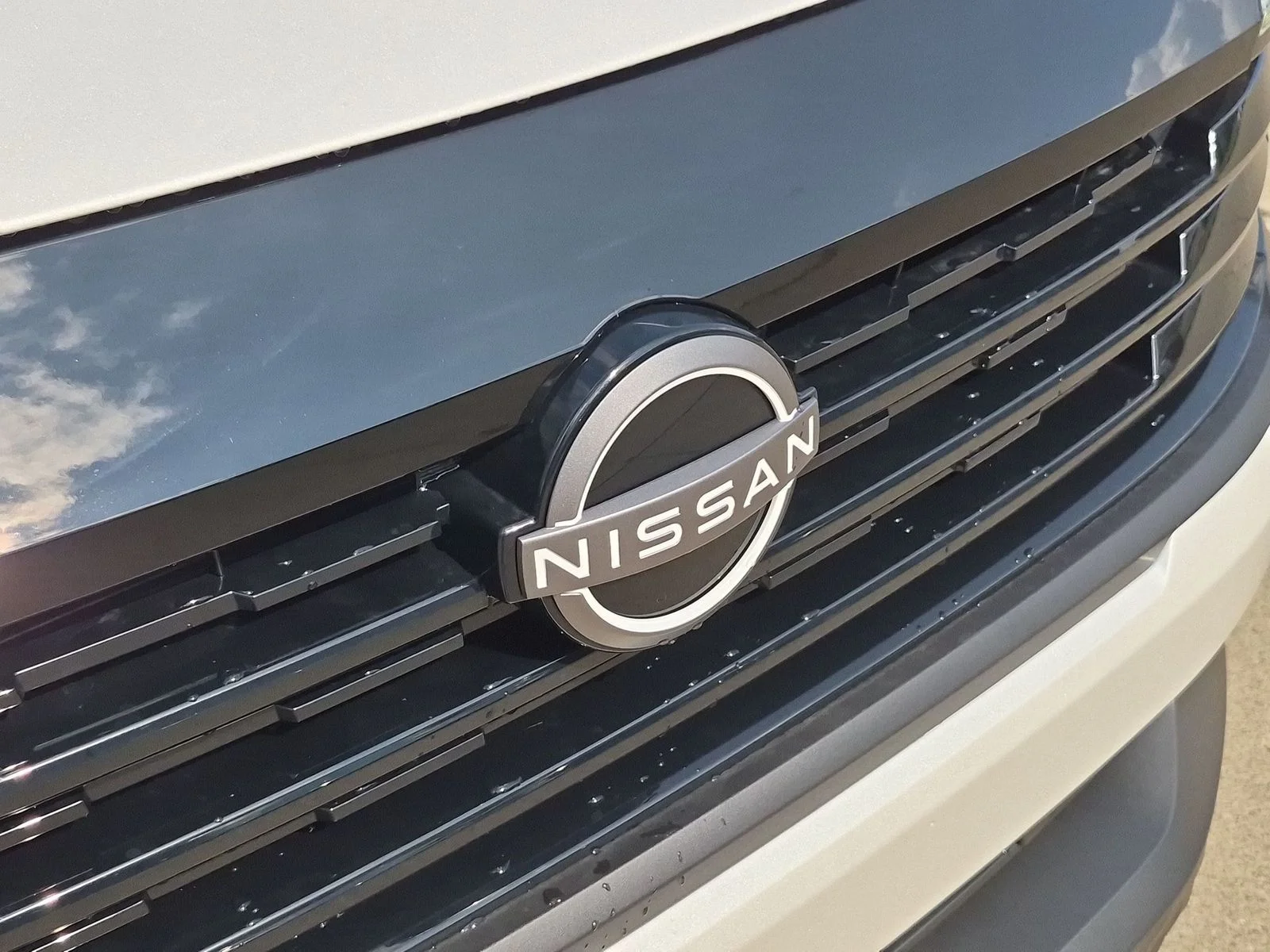 New 2027  Nissan SV image 31