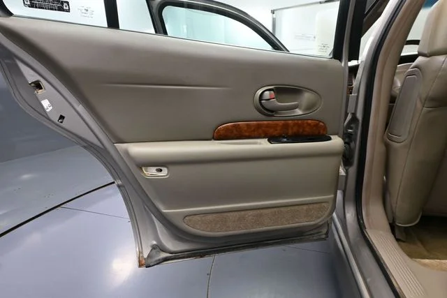 2002 Buick LeSabre Limited - Photo 38