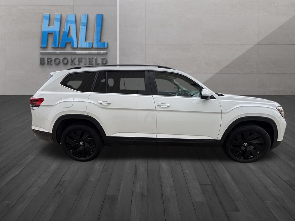 2024 Volkswagen Atlas SE Technology photo 2